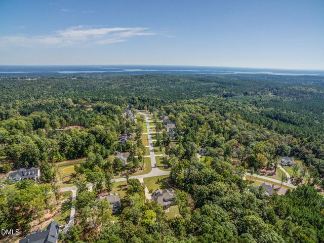 197 Boxwood Drive, Pittsboro, NC 27312