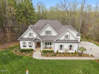 197 Boxwood Drive, Pittsboro, NC 27312