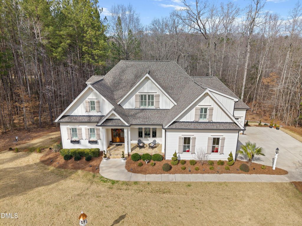 197 Boxwood Drive, Pittsboro, NC 27312