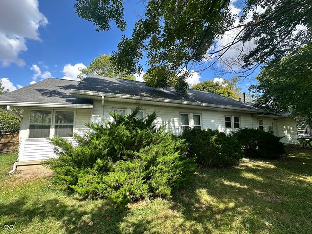 1069 W Railroad Street, Fountaintown, IN 46130