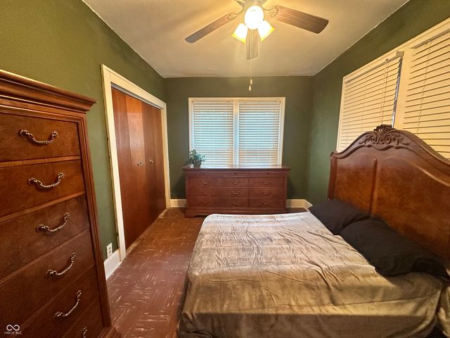 1069 W Railroad Street, Fountaintown, IN 46130