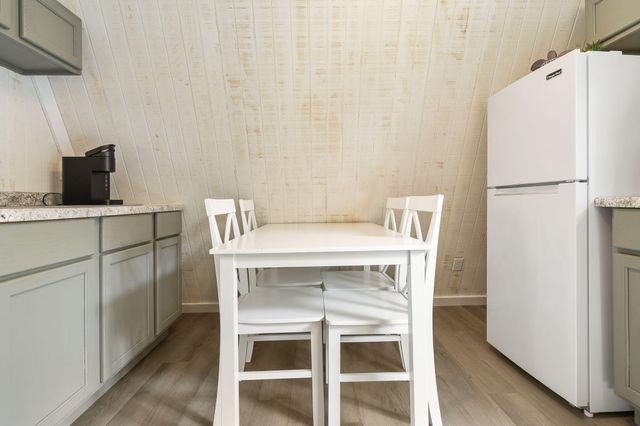 288 Black Oak Resort Lane, Lampe, MO 65681