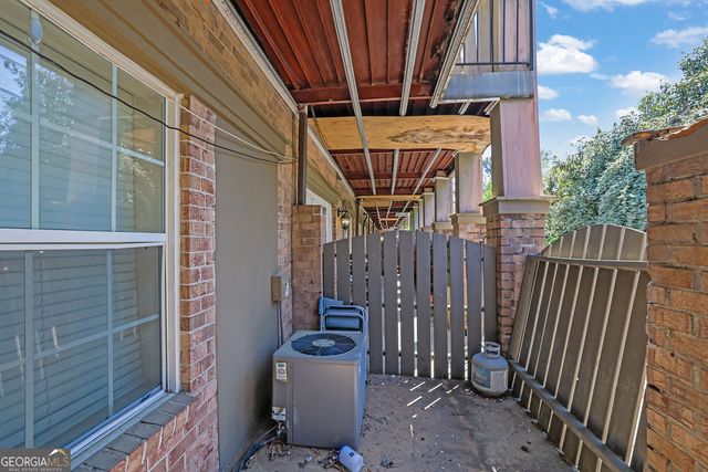 6980 Roswell Road B11, Atlanta, GA 30328