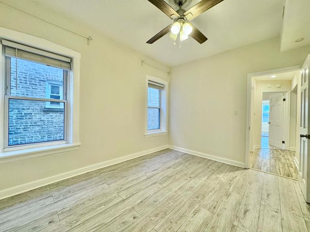 6228 N Artesian Avenue, Chicago, IL 60659