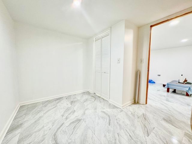 6228 N Artesian Avenue, Chicago, IL 60659