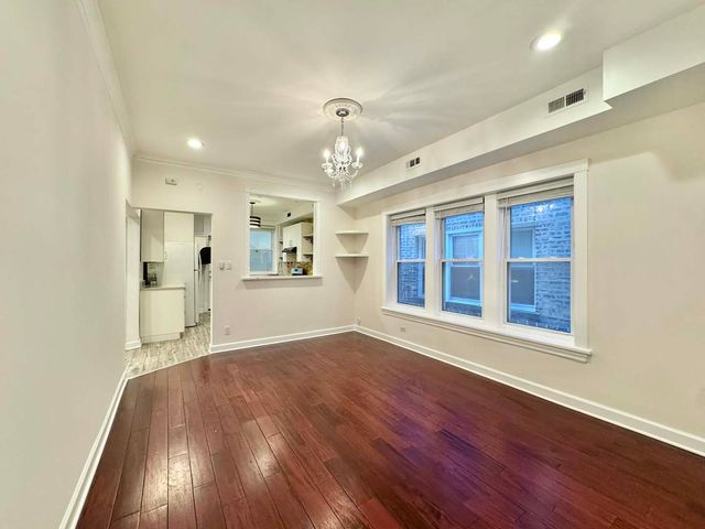 6228 N Artesian Avenue, Chicago, IL 60659