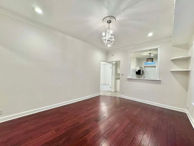 6228 N Artesian Avenue, Chicago, IL 60659