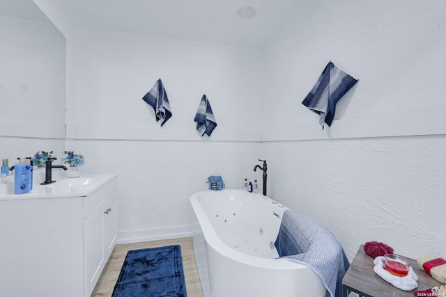 615 Gulf St, San Antonio, TX 78202