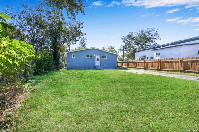 615 Gulf St, San Antonio, TX 78202