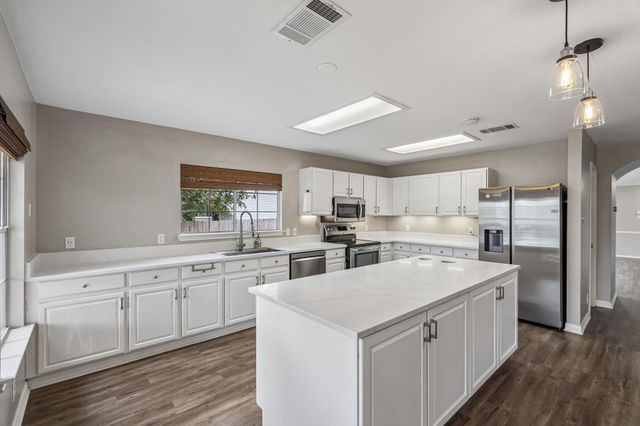 7419 Pusch Ridge LOOP, Austin, TX 78749