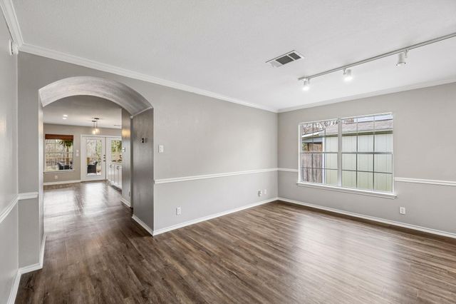 7419 Pusch Ridge LOOP, Austin, TX 78749