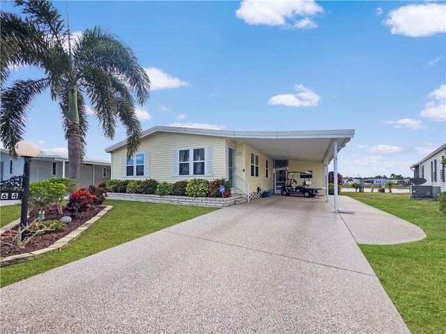 264 Lakeside DR, North Fort Myers, FL 33903