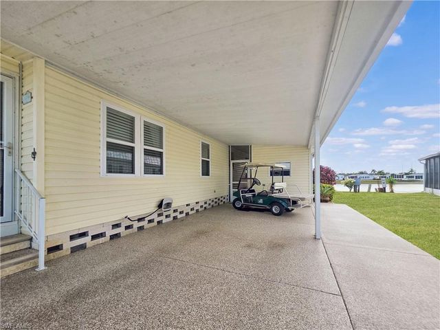 264 Lakeside DR, North Fort Myers, FL 33903