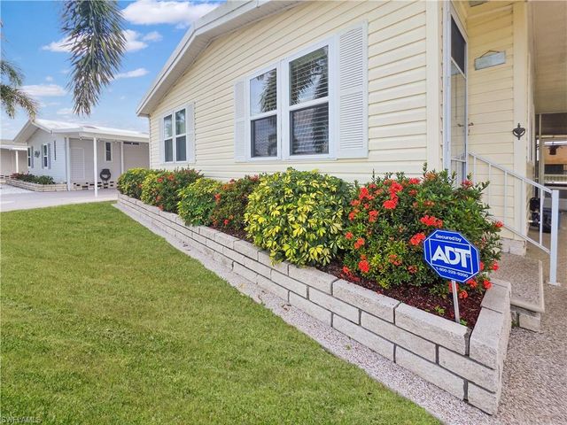 264 Lakeside DR, North Fort Myers, FL 33903