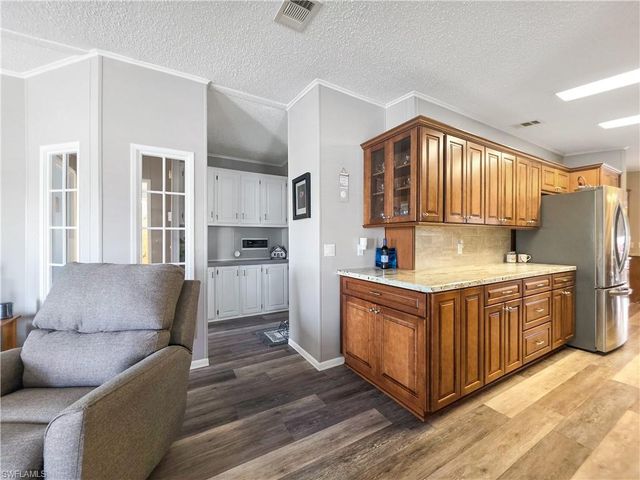 264 Lakeside DR, North Fort Myers, FL 33903