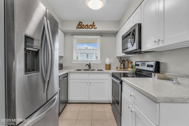 149 Wharfside Drive 705, Monmouth Beach, NJ 07750