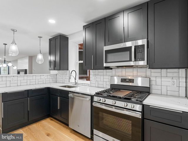 6058 WEBSTER ST, Philadelphia, PA 19143