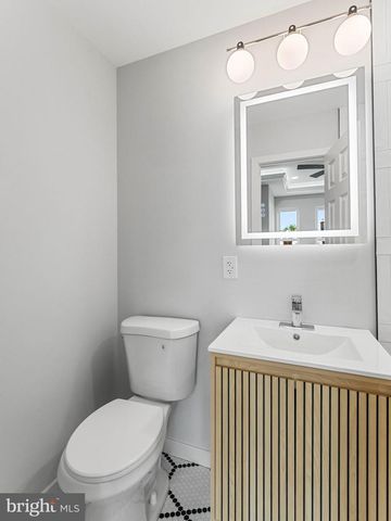 6058 WEBSTER ST, Philadelphia, PA 19143