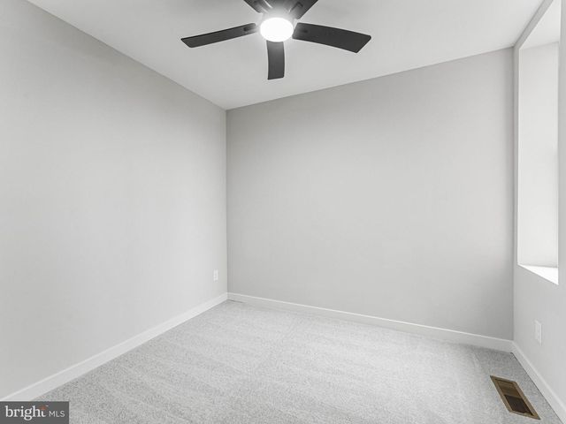 6058 WEBSTER ST, Philadelphia, PA 19143