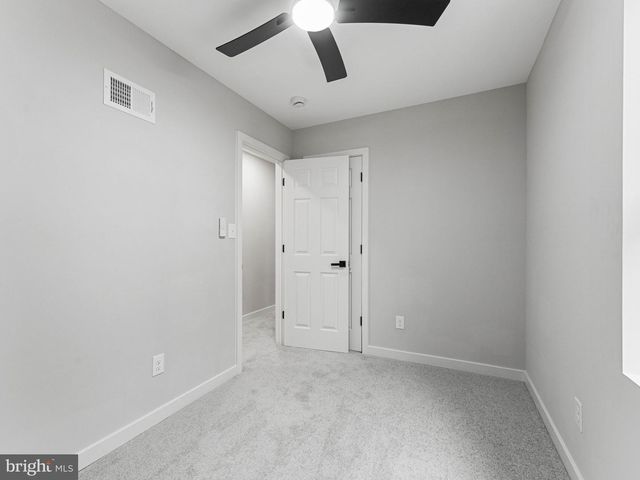 6058 WEBSTER ST, Philadelphia, PA 19143