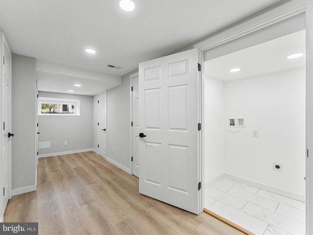 6058 WEBSTER ST, Philadelphia, PA 19143