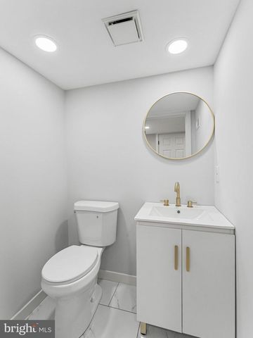 6058 WEBSTER ST, Philadelphia, PA 19143