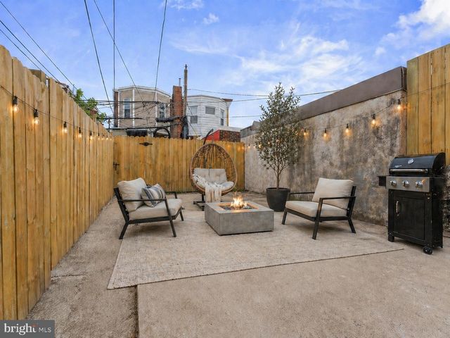 6058 WEBSTER ST, Philadelphia, PA 19143