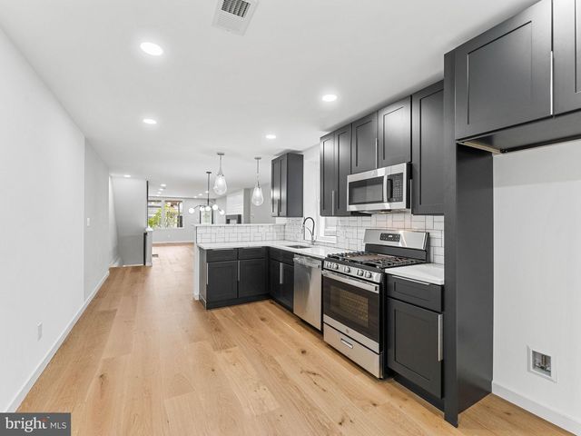 6058 WEBSTER ST, Philadelphia, PA 19143