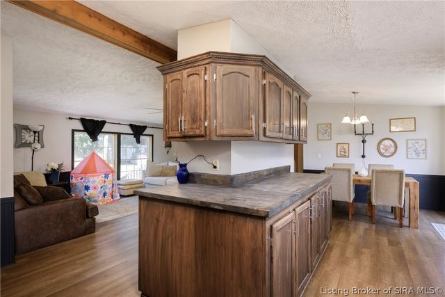1004 Brunswick Drive, Jeffersonville, IN 47130