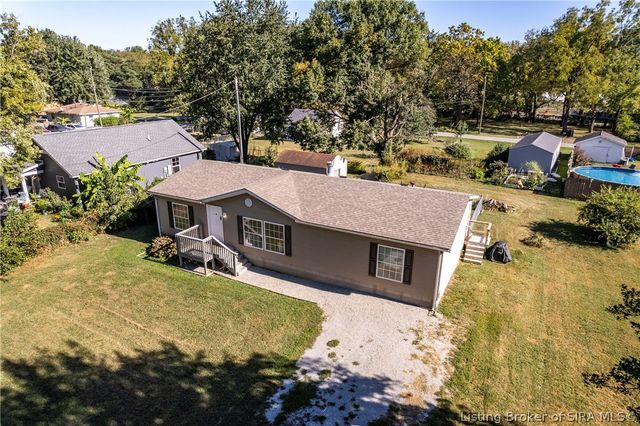 1004 Brunswick Drive, Jeffersonville, IN 47130