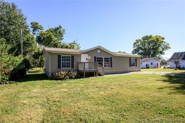 1004 Brunswick Drive, Jeffersonville, IN 47130