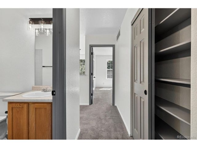 1972 E 102nd Cir, Thornton, CO 80229