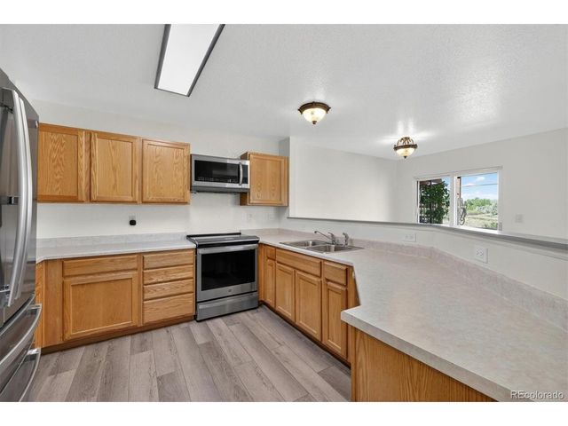 1972 E 102nd Cir, Thornton, CO 80229