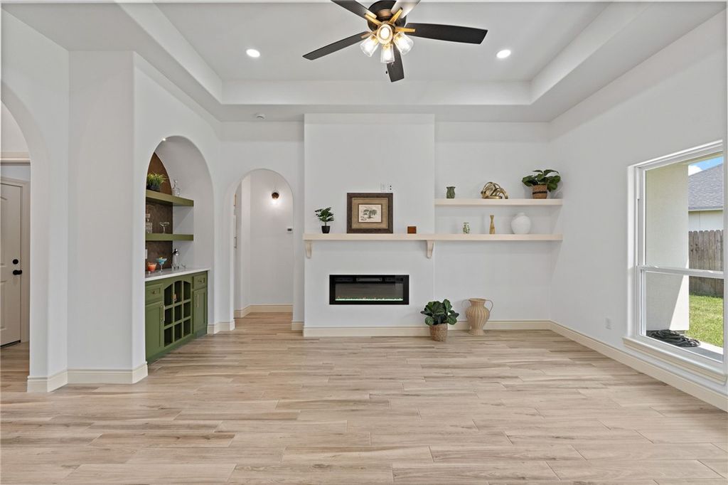 6725 La Salle Dr, Corpus Christi, TX 78414 — photo 5