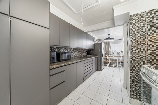 16030 Saint Louis Avenue, Markham, IL 60428