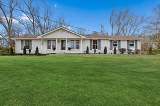 1405 Lipscomb Dr, Brentwood, TN 37027