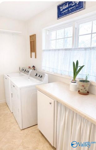 1464 Oak Drive, Boaz, AL 35956