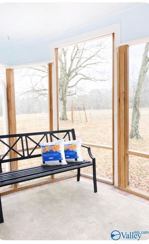 1464 Oak Drive, Boaz, AL 35956