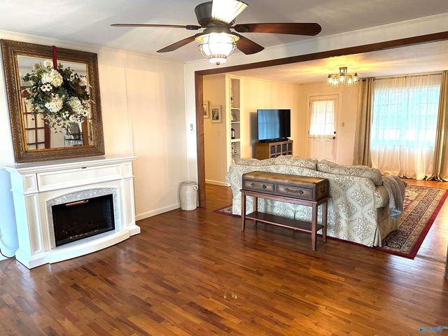 1464 Oak Drive, Boaz, AL 35956