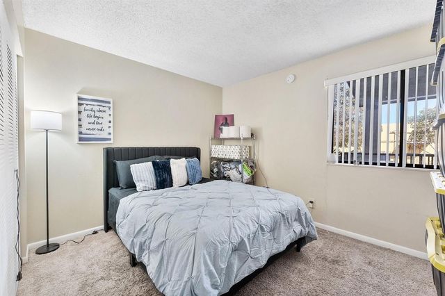3100 NW 46th Street 203, Oakland Park, FL 33309