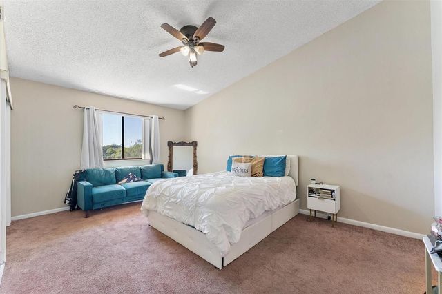 3100 NW 46th Street 203, Oakland Park, FL 33309