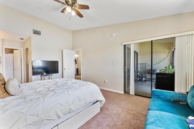 3100 NW 46th Street 203, Oakland Park, FL 33309