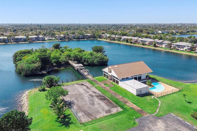 3100 NW 46th Street 203, Oakland Park, FL 33309