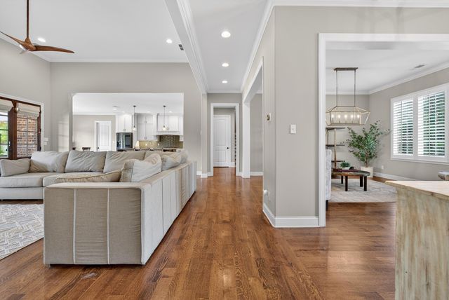 1549 PREAKNESS RUN LN, Collierville, TN 38017