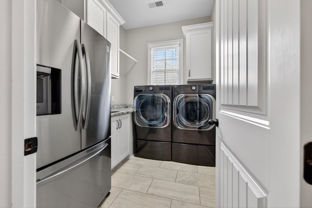 1549 PREAKNESS RUN LN, Collierville, TN 38017