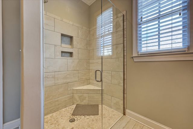 1549 PREAKNESS RUN LN, Collierville, TN 38017