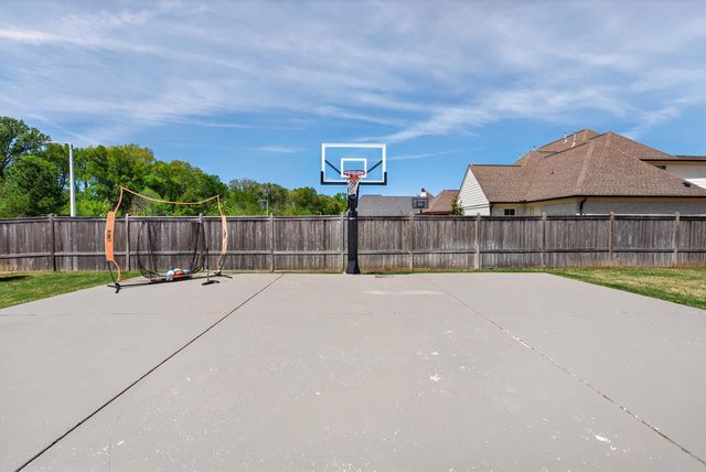 1549 PREAKNESS RUN LN, Collierville, TN 38017