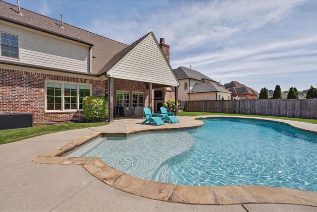 1549 PREAKNESS RUN LN, Collierville, TN 38017