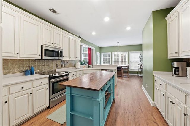 2625 Abbey Ridge SW Road, Conyers, GA 30094