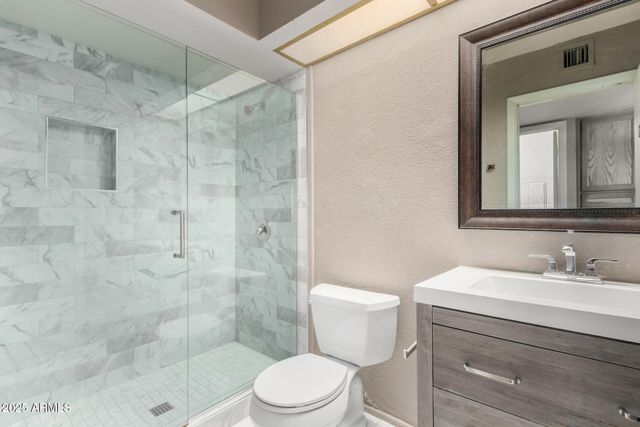 609 E MESQUITE Circle D131, Tempe, AZ 85288